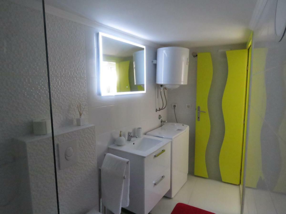 Crnica Apartment *